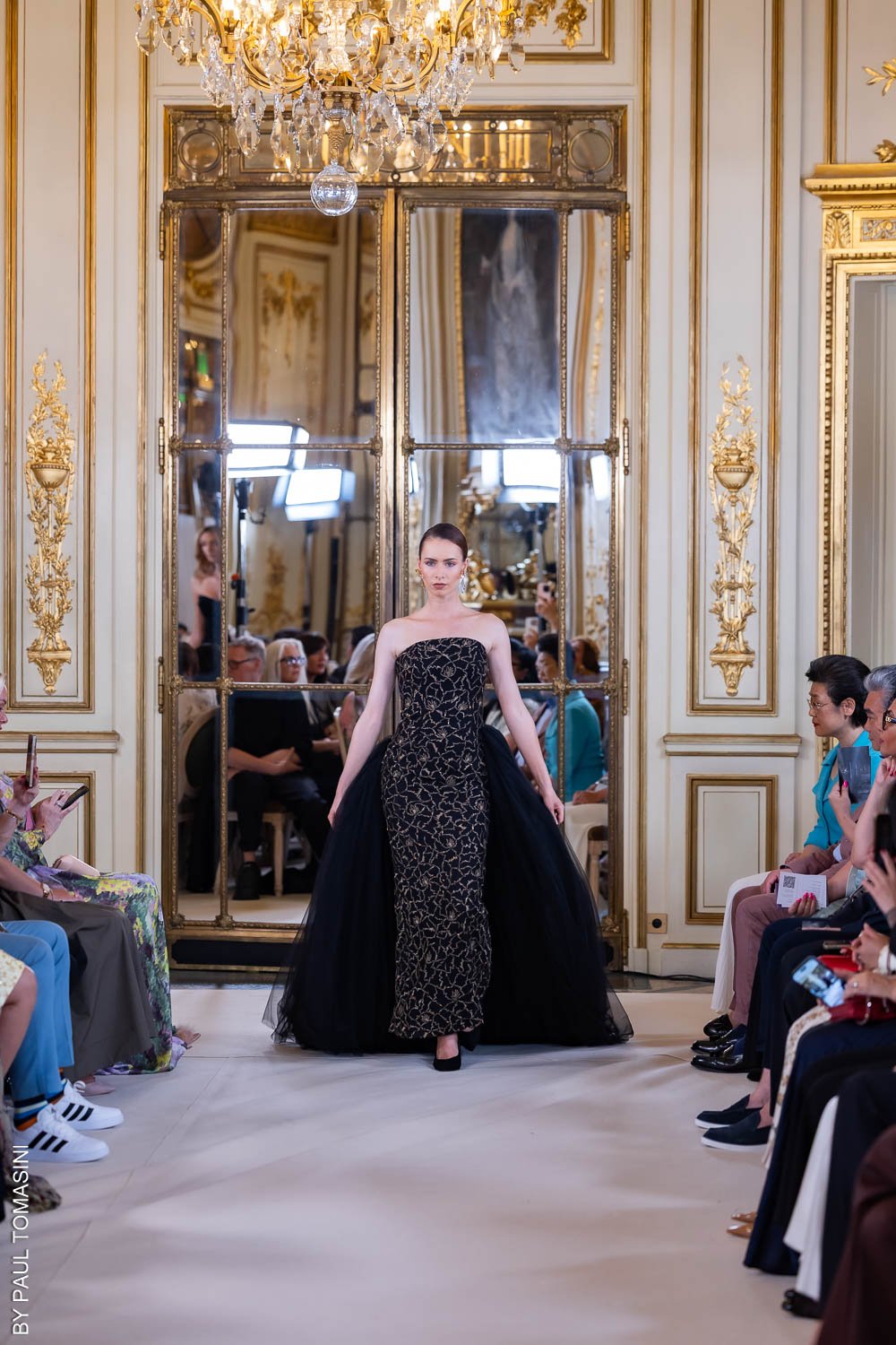 OFS MEURICE JUILLET 2025 DEFILE JAMILA ALSUWAIT (38)